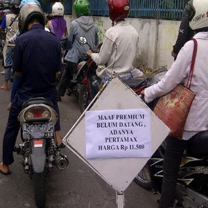 Ini Dia Antrean Mengerikan di SPBU Yogyakarta