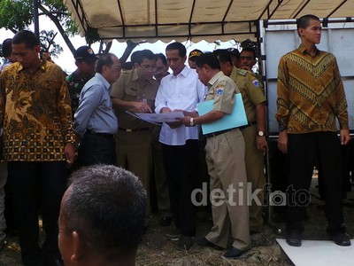 Jokowi Ajak Paspampres Blusukan