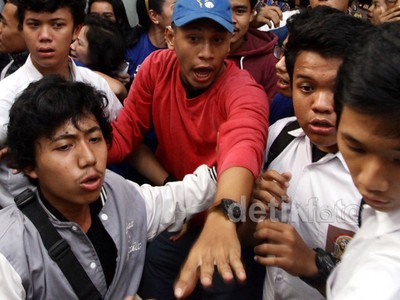 Sidang Vonis Empat Siswa SMA 3 Ricuh