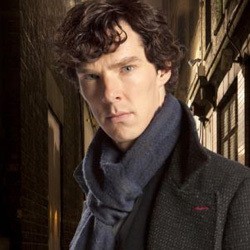 Peran Sherlock Holmes Bawa Benedict Cumberbatch Raih Emmy Awards 2014