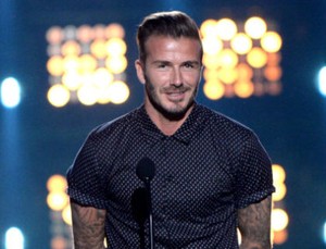 Ingin Rambut Seperti David Beckham, Banyak Pria Lakukan Hair Extension