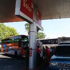 Antrean Panjang SPBU di Probolinggo Bikin Macet