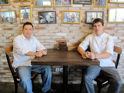 Restoran Cut n Grill Sajikan Steak sampai Pizza