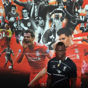 Untung-Rugi Liverpool Membeli Balotelli