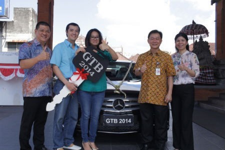 Mercedes-Benz C-Class dari BCA untuk Dokter Hewan di Bali