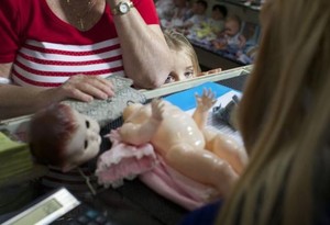Wow! Ada Rumah Sakit Boneka Berumur 100 Tahun di Sydney