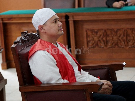 Dituntut 4 Bulan Penjara, Guntur Bumi Minta Dibebaskan