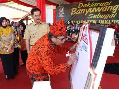 Banyuwangi Deklarasikan Jadi Kabupaten Inklusi Banyuwangi Deklarasikan Jadi Kabupaten Inklusi