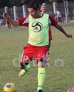 Lama Puasa Main Sepakbola, Gading Marten Letoy