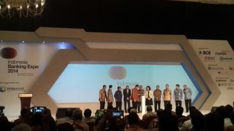 OJK: Likuiditas Perbankan Indonesia Masih Ketat, Kredit Macet Stabil