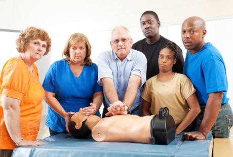 Tak Harus Dokter, Orang Biasa Bisa Atasi Henti Jantung Mendadak