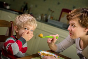 Penyebab Lain Kurang Gizi: 60 Persen Ibu Keluhkan Anak Tak Doyan Makan