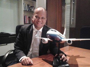 Antara Menristek dan Menperin, Mana yang Cocok untuk Ilham Habibie?