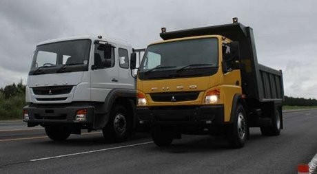 Indonesia Siap Menyambut 2 Truk Baru Fuso