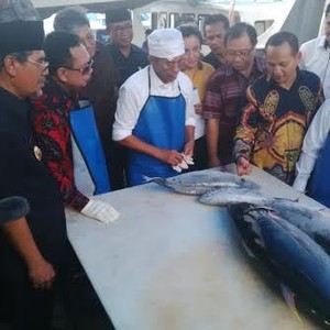 Pabrik Es di Pulau Bacan Dibangun Tanpa Listrik PLN