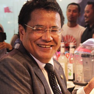 Kata Hotman Paris, Banyak Mobil Mewah Tak Berizin Resmi karena Akali Pajak