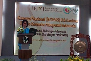 Cegah HIV-AIDS ke Bayi, Menkes Ragu Pria Indonesia 100% Mau Pakai Kondom