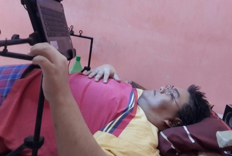 Meski Susah Gerak, Sam Programer Lumpuh Tetap Olahraga dan Berdiet