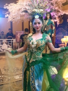 Pengakuan Pernikahan Dewi Persik, Sungguhan Atau Sensasi?