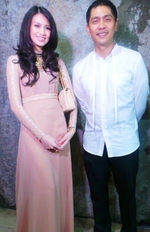 Jelang Pernikahan, Adi dan Donita Masih Sibuk Bekerja