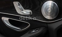 Doortrim berkualitas tinggi bisa kita lihat.