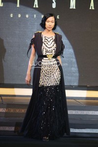 Barli Asmara feat Dian Sastrowardoyo The Royal Secret Molto Black & Gold. The Space at Panin Bank. Senayan City. Jakarta. [Foto: Mohammad Abduh/Wolipop]