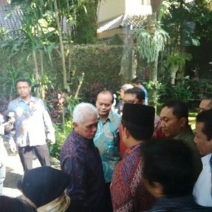 Tantowi: Tak Bertemu SBY, Prabowo ke Luar Kota dan Ical ke Luar Negeri