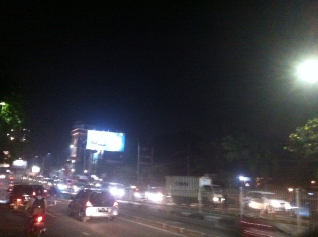 Truk Marinir Tabrak Metromini, Lalin ke Arah Mampang Tersendat