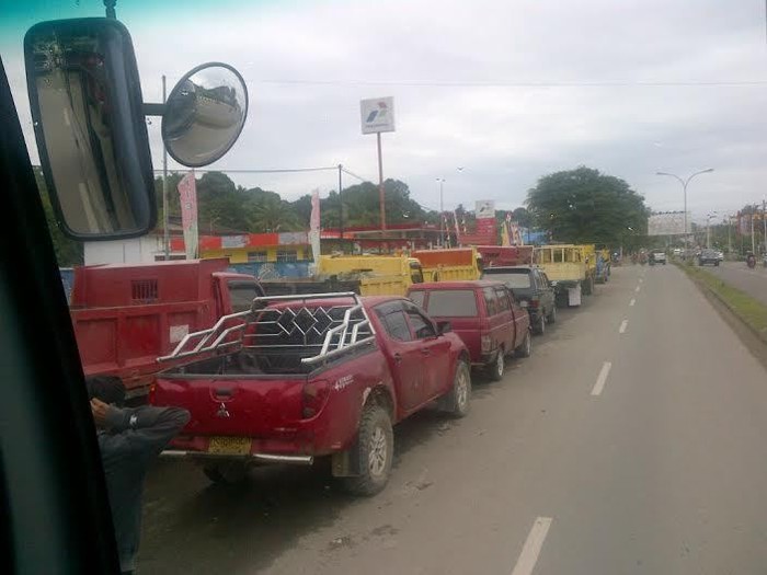 Di Sorong, Antrean BBM Bisa Sampai 1 Km