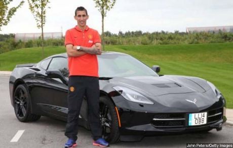 Tunggangan Baru Di Maria dan Daley Blind di Old Trafford