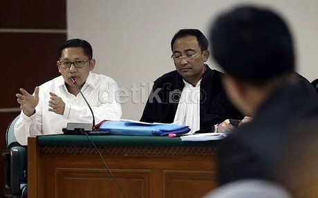 Lebih Senior di KPK, Anas Siap Jadi Teman Curhat Jero Wacik