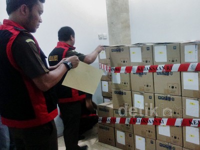 Kejagung Sita Ribuan PDT Milik PT Pos