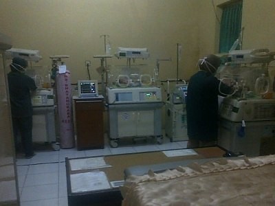 Bayi Tabung Kembar Tiga Lahir di Kediri