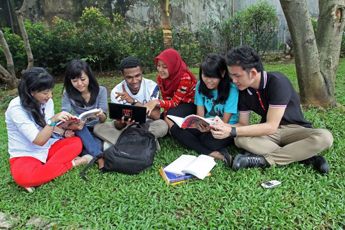 90% Pemuda Korea Kuliah, Indonesia Hanya 20%