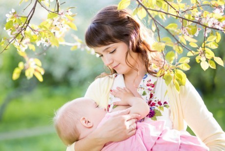 3 Nutrisi yang Tak Boleh Absen Diberikan Agar si Kecil Jadi Anak Cerdas