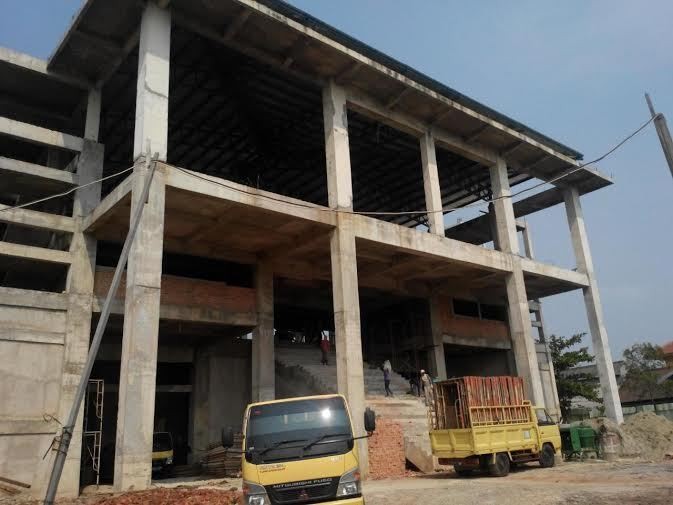 Sempat Mangkrak 8 Bulan, Proyek GOR Koja Kembali Digarap