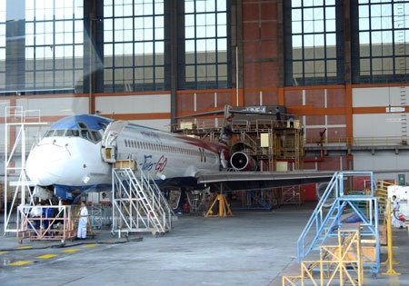 Bea Masuk Komponen Bikin Industri Penerbangan RI Tak Kompetitif