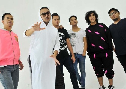 Nidji Goes To London, Asyiknya Nidjiholic Bisa Jalan-jalan Bareng Idola