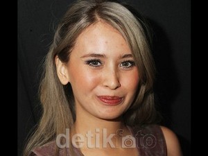 Ayushita Soal Kebiasaan Gonta-ganti Gaya Rambut