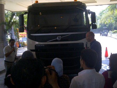 Truk Pintar Volvo Mulai Dikenalkan di Surabaya