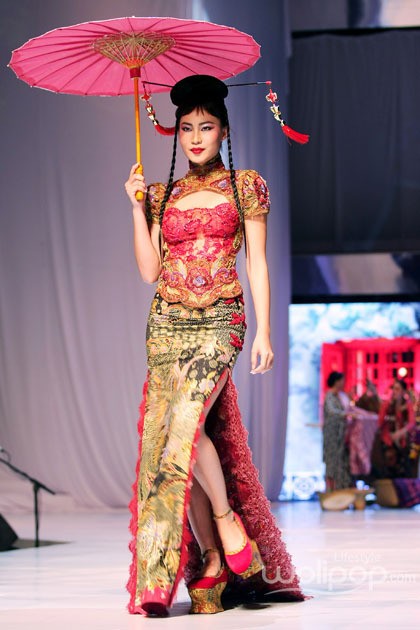 Anne Avantie MERENDA KASIH. Pergelaran 25 Tahun berkarya at Plenary Hall Jakarta Convention Center. Senayan. Jakarta Pusat. [Foto: Mohammad Abduh/Wolipop]