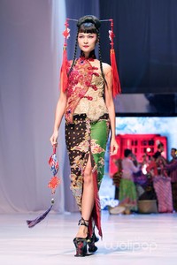 Anne Avantie MERENDA KASIH. Pergelaran 25 Tahun berkarya at Plenary Hall Jakarta Convention Center. Senayan. Jakarta Pusat. [Foto: Mohammad Abduh/Wolipop]