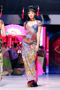 Anne Avantie MERENDA KASIH. Pergelaran 25 Tahun berkarya at Plenary Hall Jakarta Convention Center. Senayan. Jakarta Pusat. [Foto: Mohammad Abduh/Wolipop]