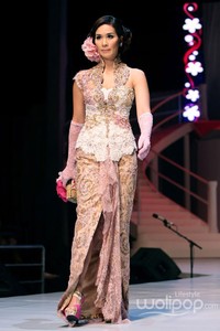 Anne Avantie MERENDA KASIH. Pergelaran 25 Tahun berkarya at Plenary Hall Jakarta Convention Center. Senayan. Jakarta Pusat. [Foto: Mohammad Abduh/Wolipop]