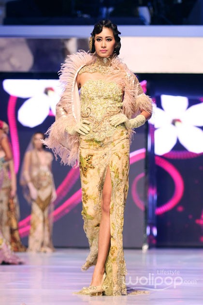 Anne Avantie MERENDA KASIH. Pergelaran 25 Tahun berkarya at Plenary Hall Jakarta Convention Center. Senayan. Jakarta Pusat. [Foto: Mohammad Abduh/Wolipop]