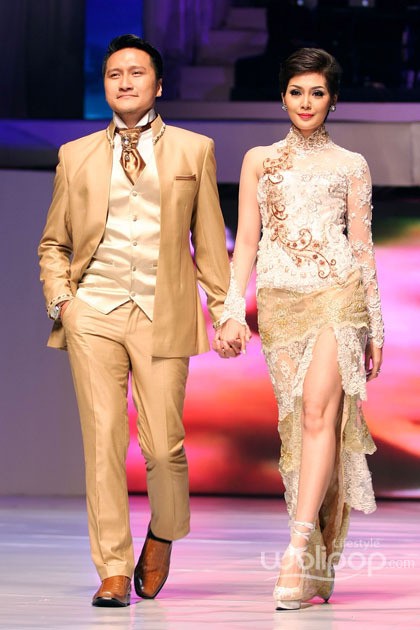 Anne Avantie MERENDA KASIH. Pergelaran 25 Tahun berkarya at Plenary Hall Jakarta Convention Center. Senayan. Jakarta Pusat. [Foto: Mohammad Abduh/Wolipop]