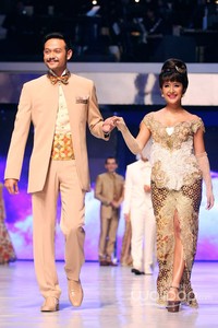 Anne Avantie MERENDA KASIH. Pergelaran 25 Tahun berkarya at Plenary Hall Jakarta Convention Center. Senayan. Jakarta Pusat. [Foto: Mohammad Abduh/Wolipop]