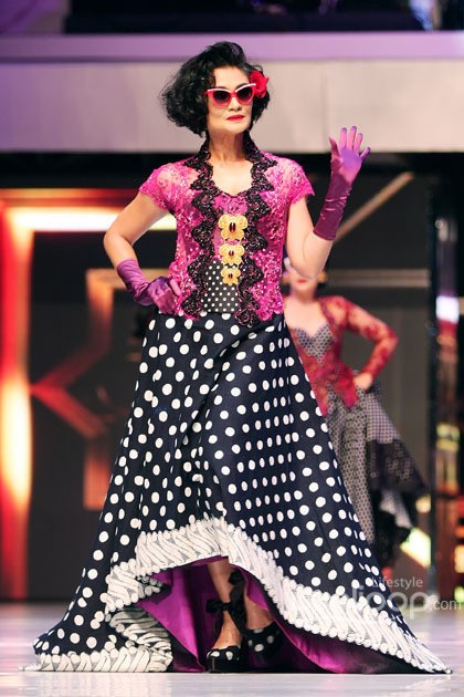 Anne Avantie MERENDA KASIH. Pergelaran 25 Tahun berkarya at Plenary Hall Jakarta Convention Center. Senayan. Jakarta Pusat. [Foto: Mohammad Abduh/Wolipop]