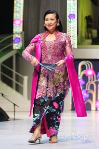 Anne Avantie MERENDA KASIH. Pergelaran 25 Tahun berkarya at Plenary Hall Jakarta Convention Center. Senayan. Jakarta Pusat. [Foto: Mohammad Abduh/Wolipop]