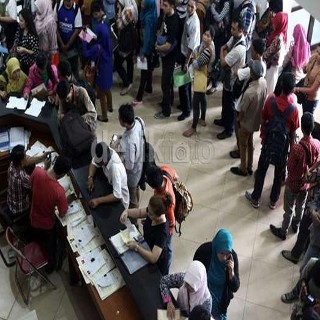 Banyak Pelamar CPNS Gagal Registrasi Gara-gara NIK e-KTP